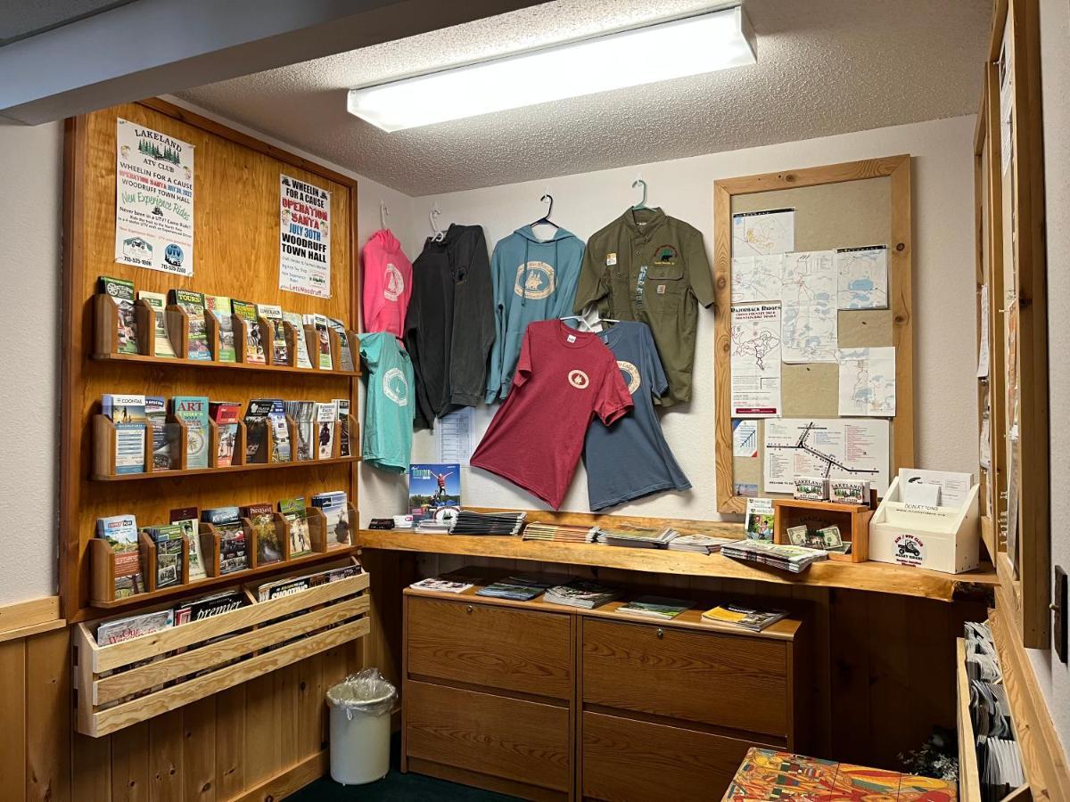 Boulder Bear Motor Lodge Boulder Junction Екстериор снимка
