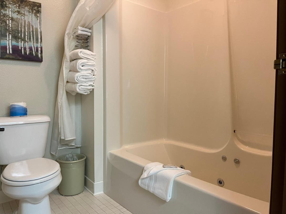 Boulder Bear Motor Lodge Boulder Junction Екстериор снимка